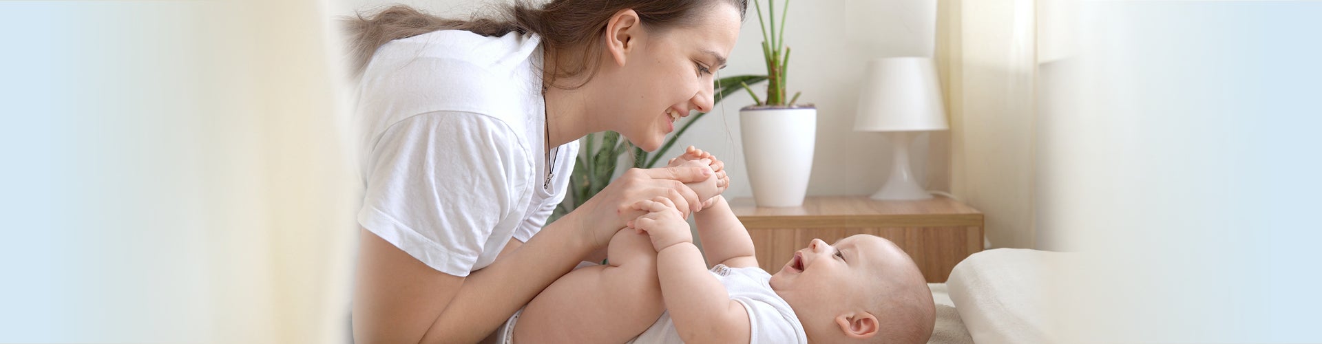 بطونهم تؤلمهم: كل شيء عن الغازات والمغص لدى الأطفال