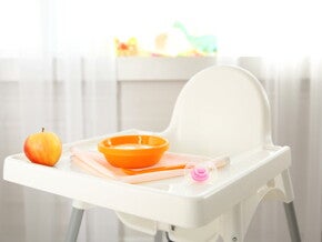 כיסא תינוק עם קערה