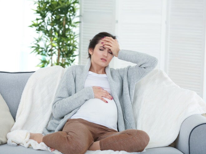 הריונית עם כאב ראש