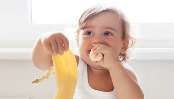 אז איך מרגילים את התינוק לטעמם של פירות בצורה נכונה?